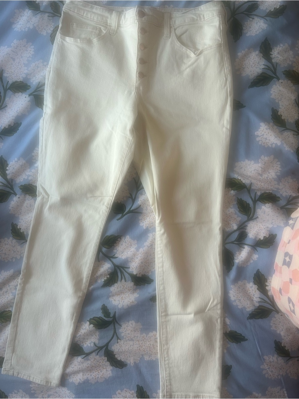 Universal Thread Cream Skinny High-Rise Jeans